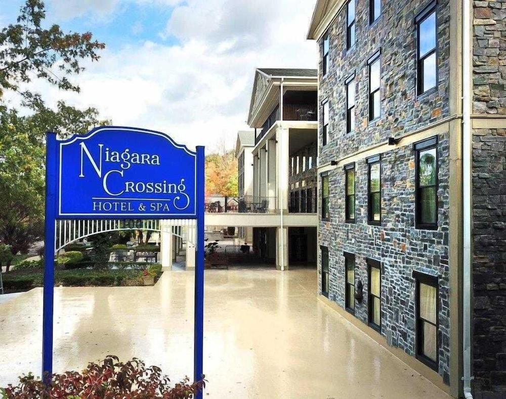 Niagara Crossing Hotel&Spa Lewiston Esterno foto