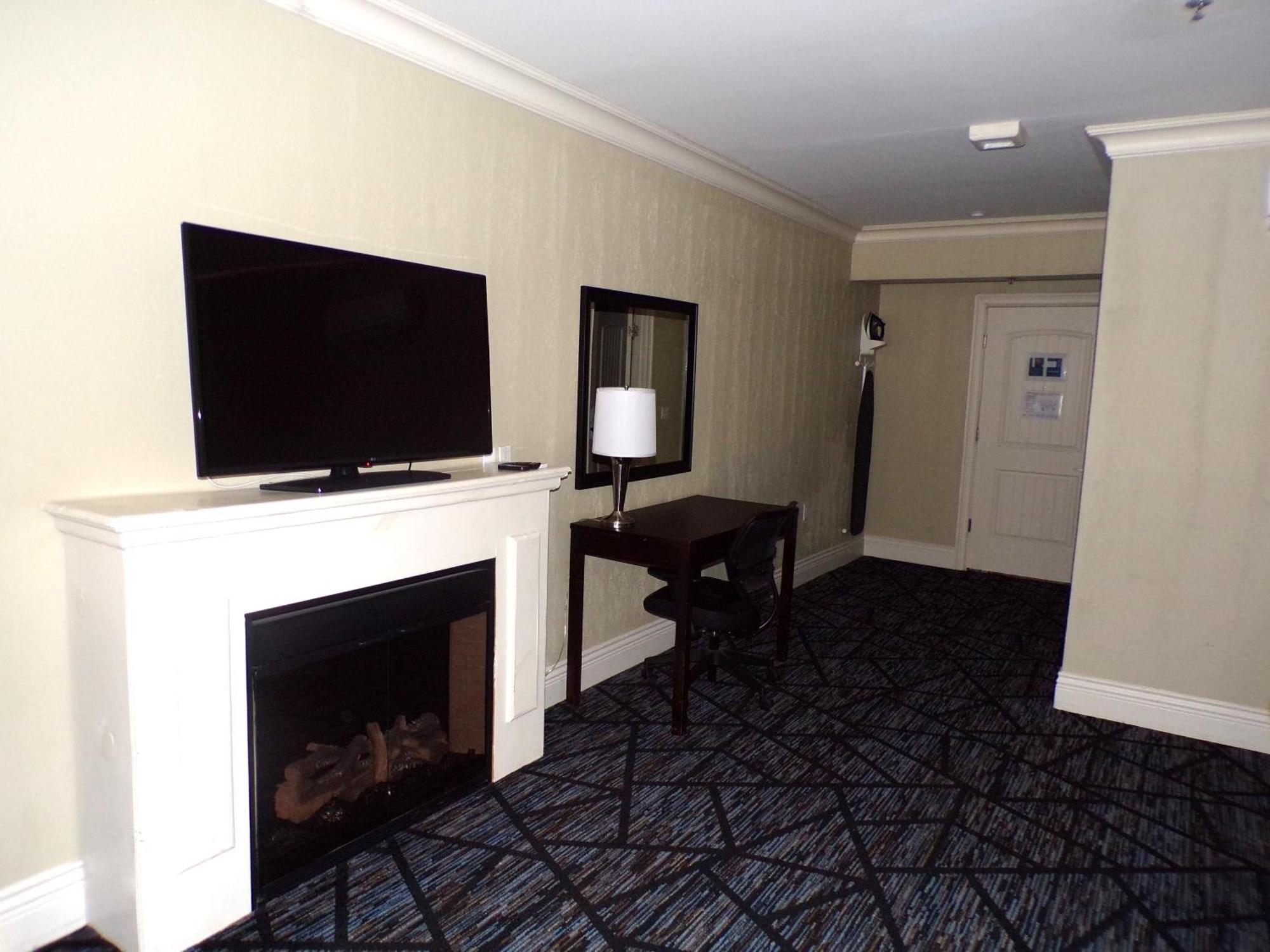 Niagara Crossing Hotel&Spa Lewiston Esterno foto