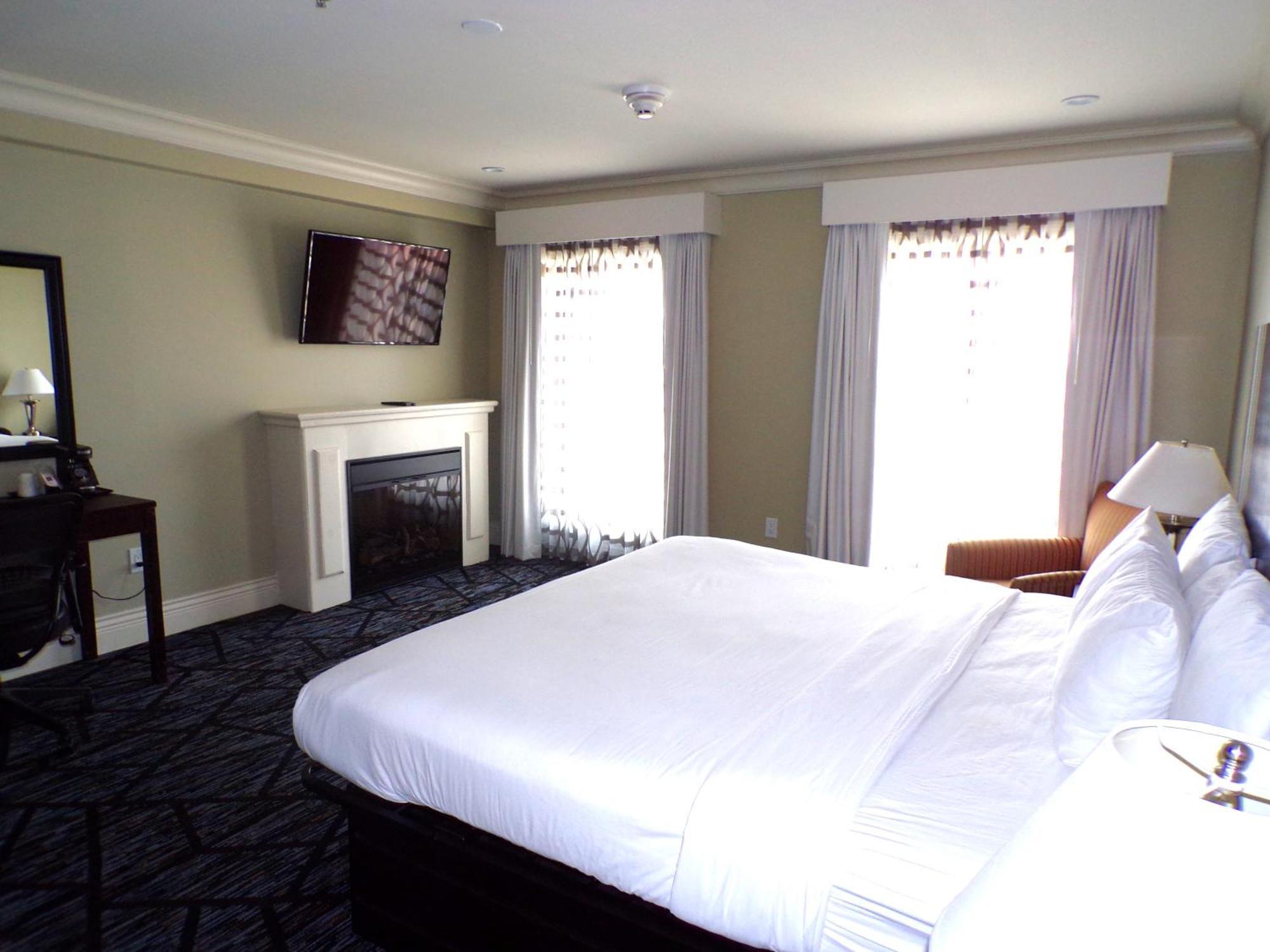 Niagara Crossing Hotel&Spa Lewiston Esterno foto